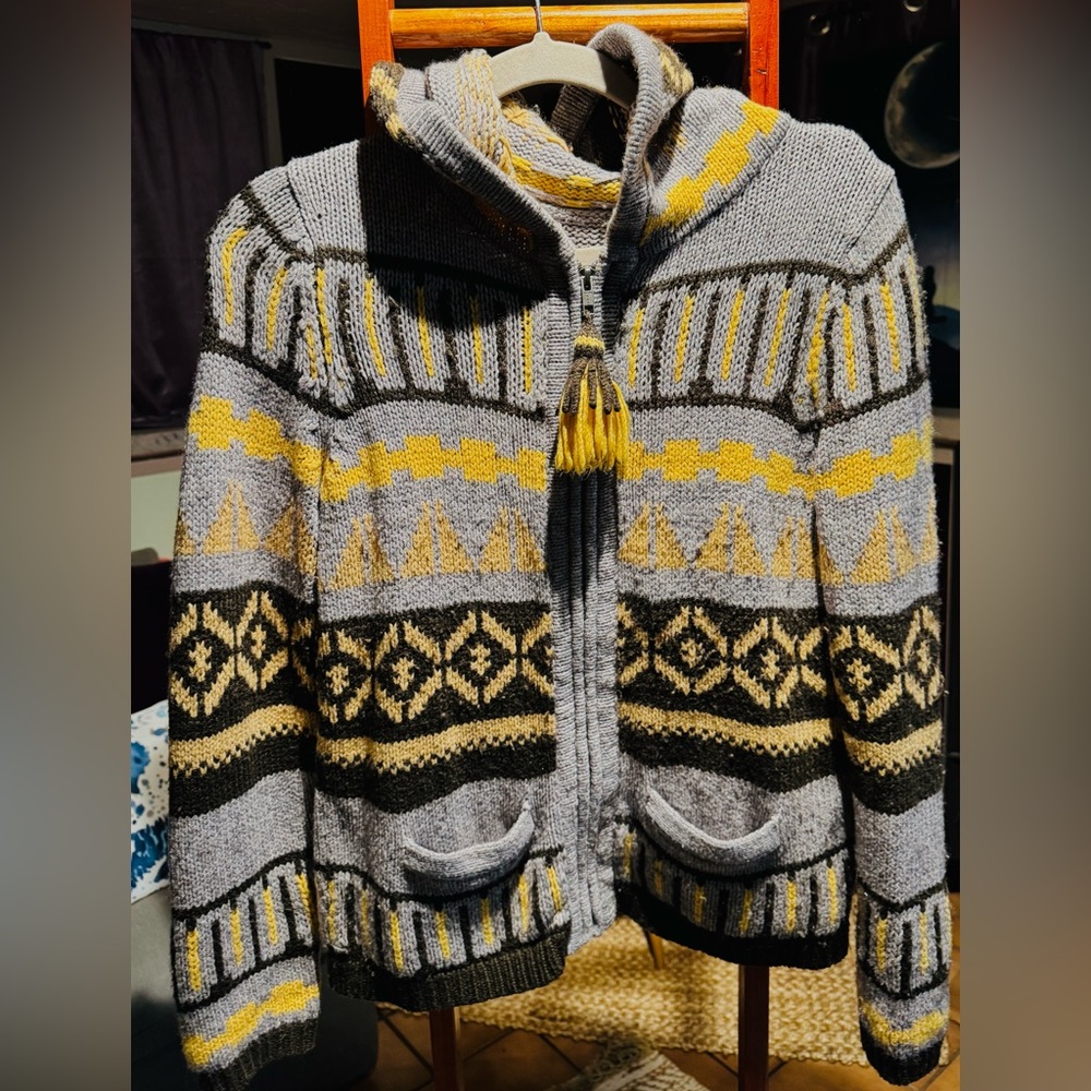 Anthropologie Gray and Yellow Patterned Jacket